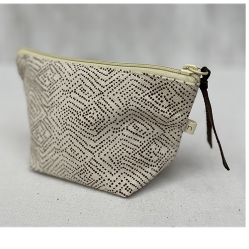 PRINTED CANVAS POUCH