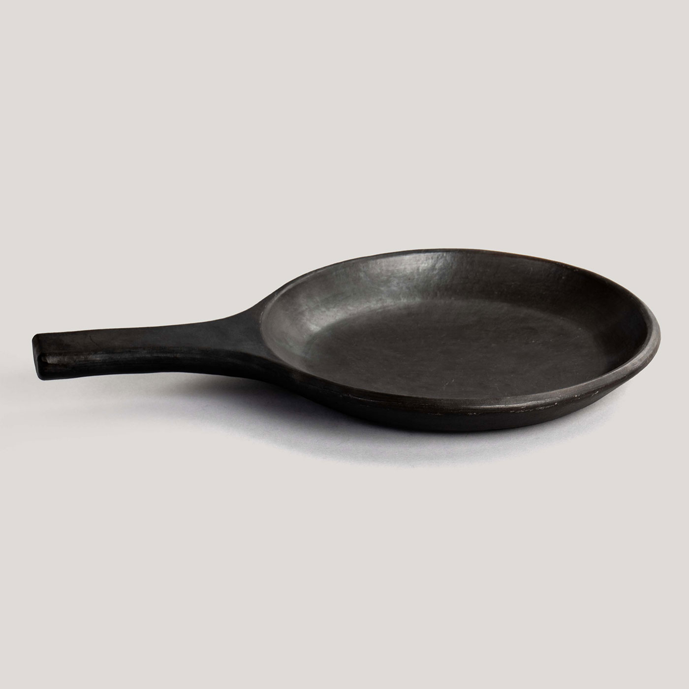 Hema Black Pottery Stone Pan