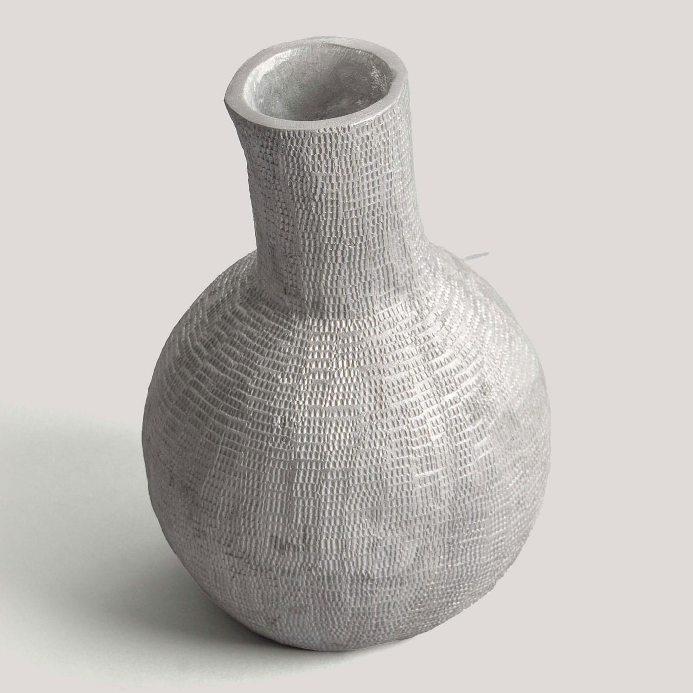 Shyla Silver Gray Hand Chiselled Aluminium Vase - Image 2