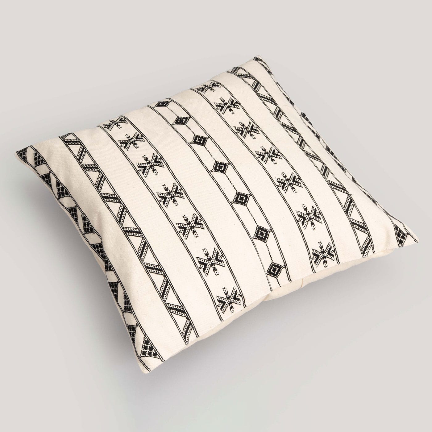 Sita Ivory / Black Naga Handwoven 100% Cotton Cushion Cover