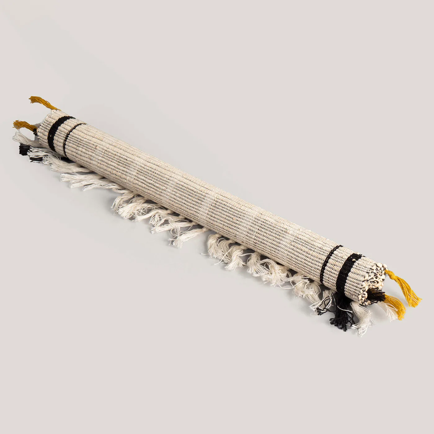Reman Gray Banana Fibre Placemat - Image 3