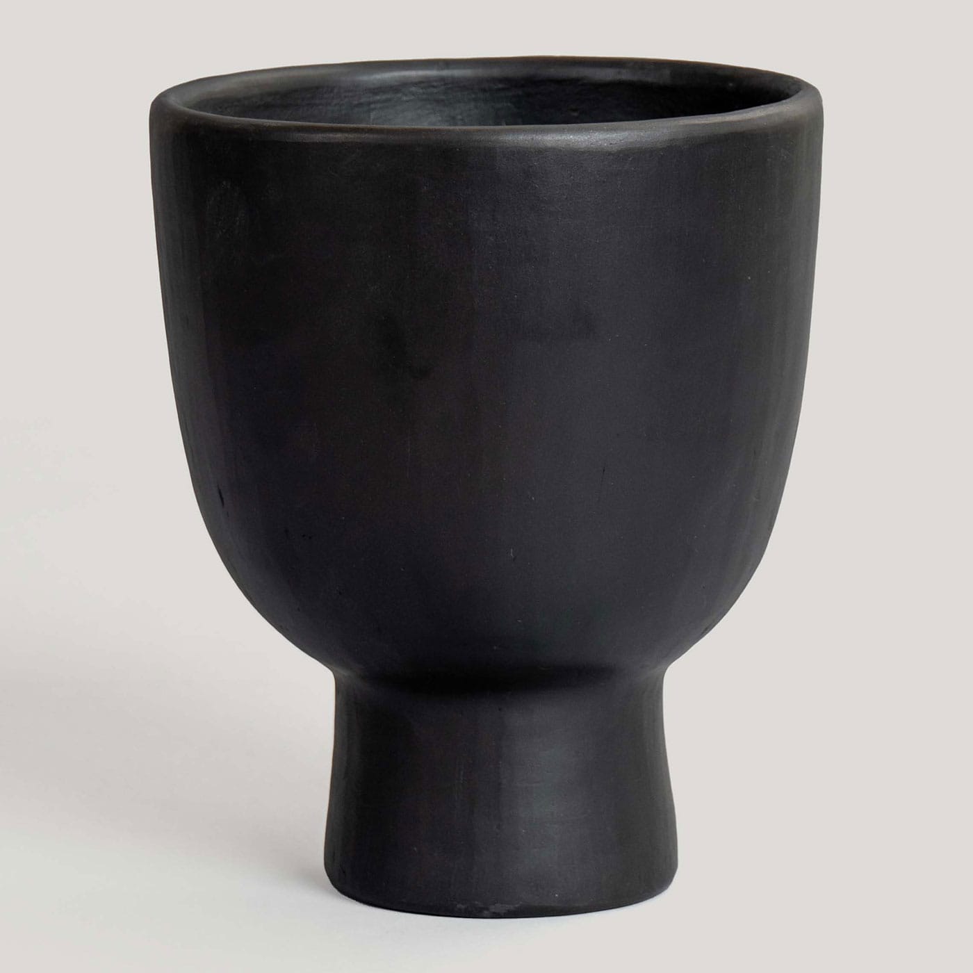 Vidya Black Pottery Stone Planter (Medium)