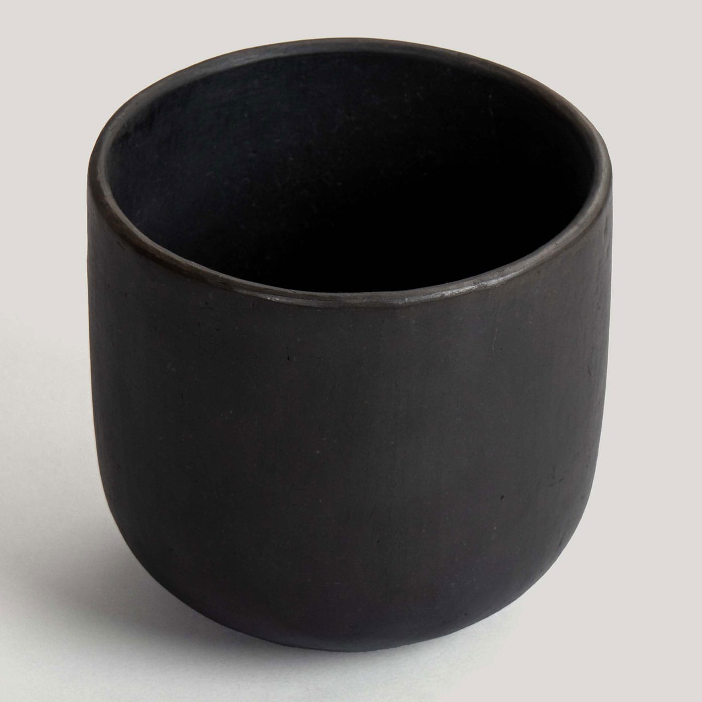 Aja Black Pottery Stone Planter (Medium) - Image 2