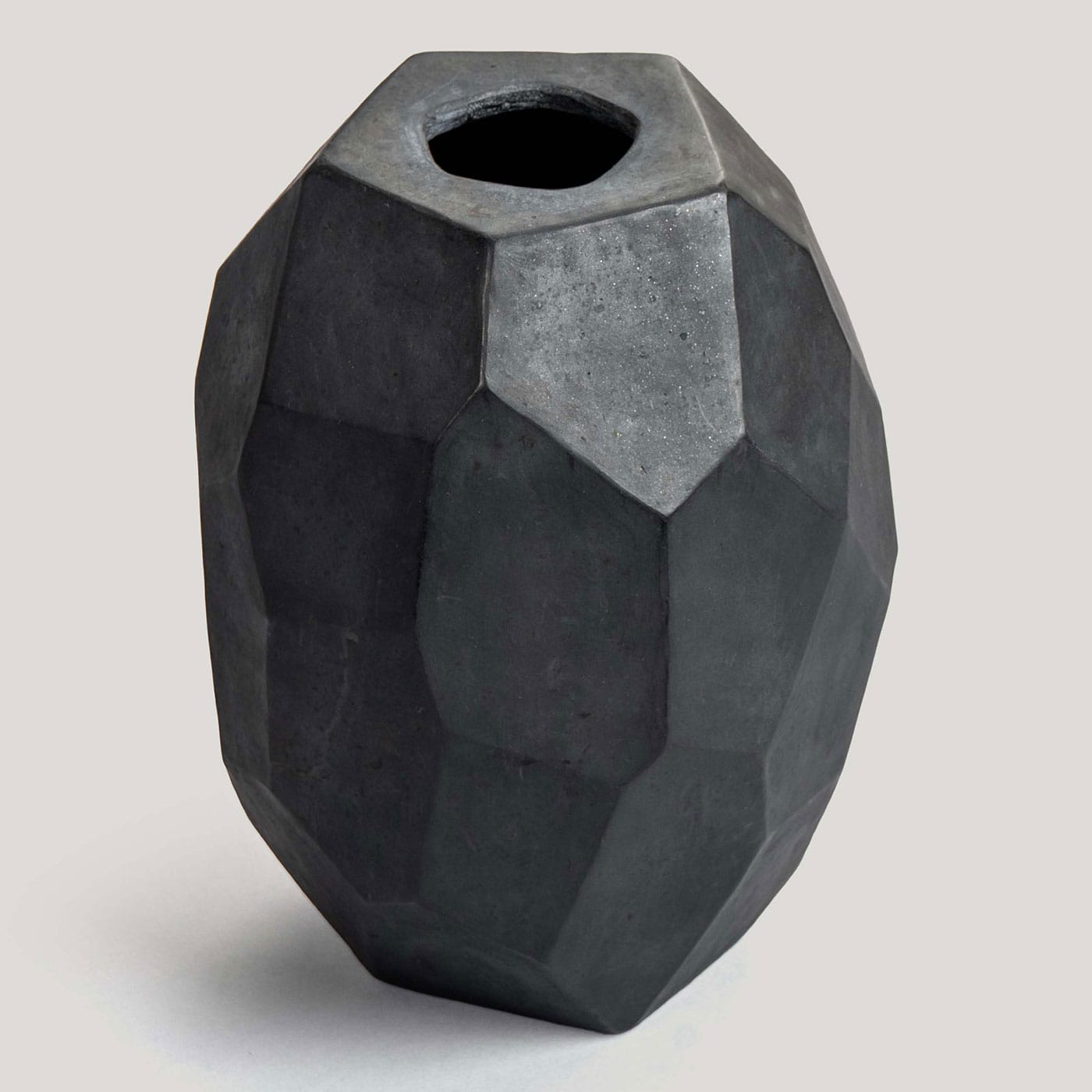 Krishnima Black Stone Pottery Vase (Medium) - Image 2