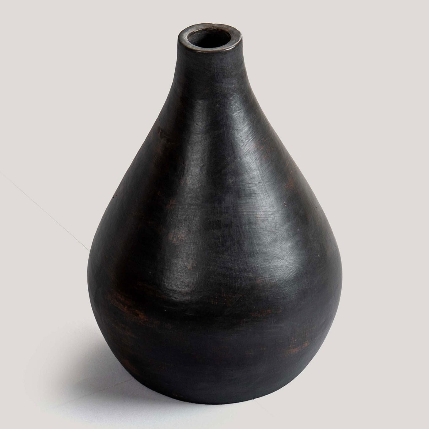 Krush Black Terracotta Pottery Vase (Big) - Image 2