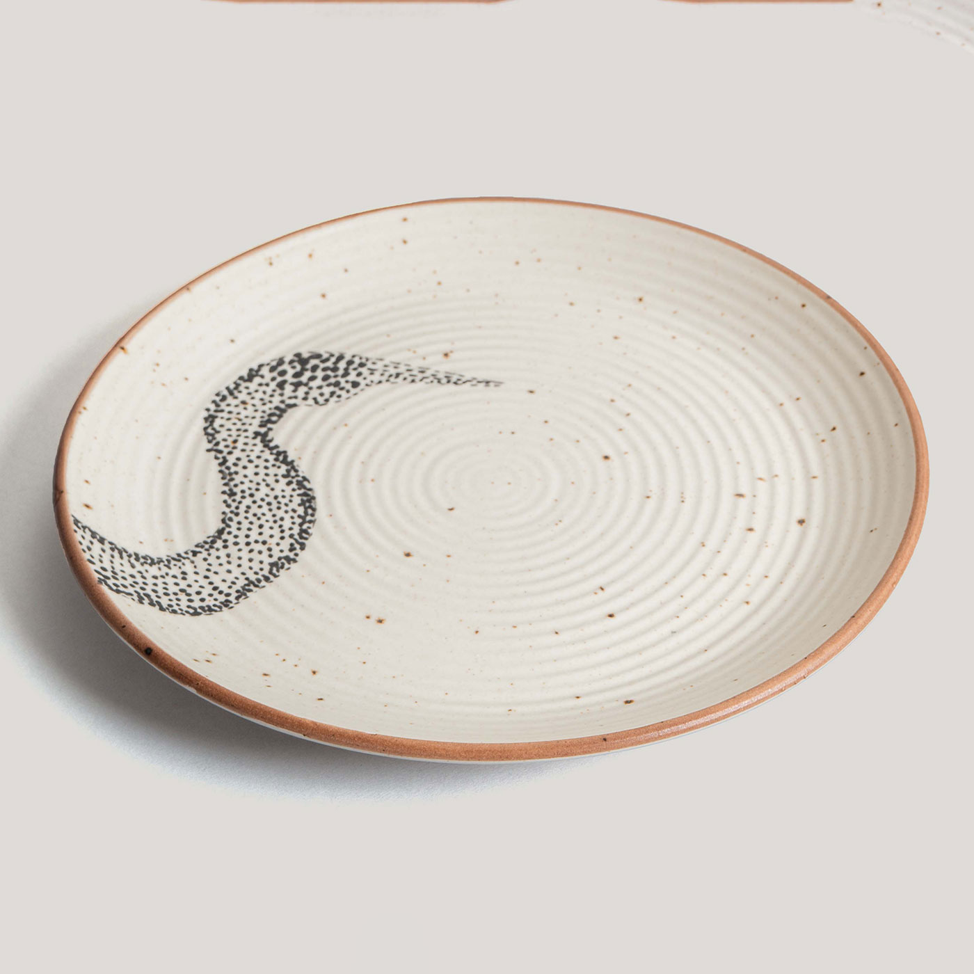 Saras Ivory Handpainted Ceramic Dinner Plate (Set of 4)