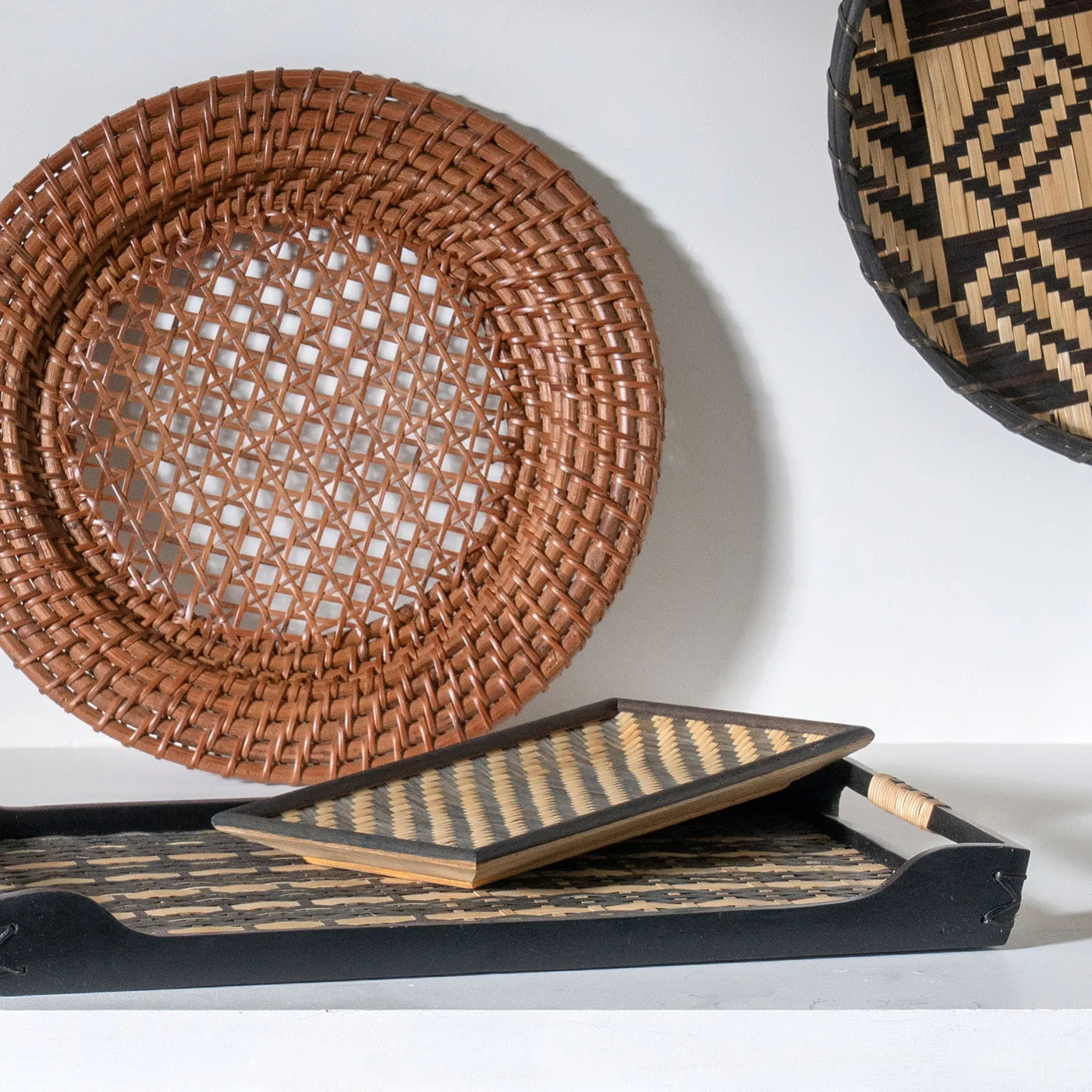 Mangrove Black Handwoven Natural Fibre Tray - Image 2
