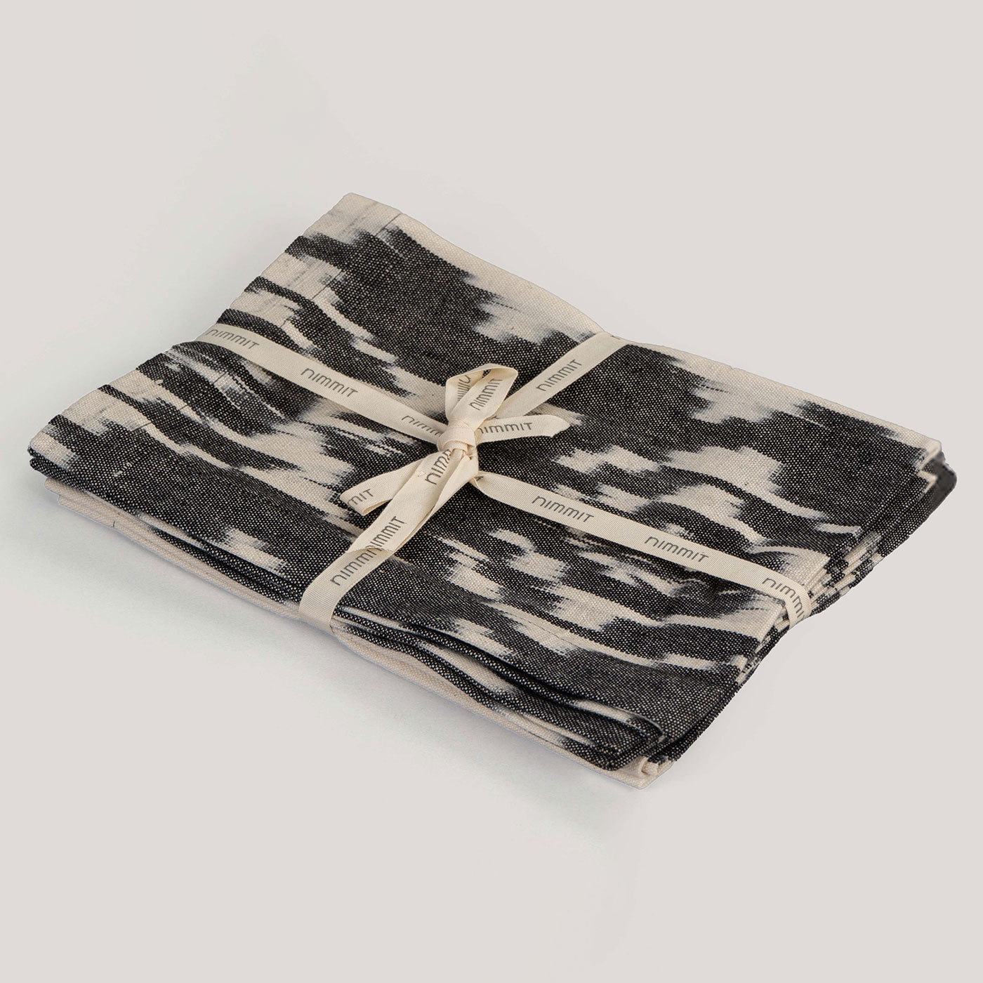 Taj Black Ikat Handwoven 100% Cotton Placemat (Set Of 4)