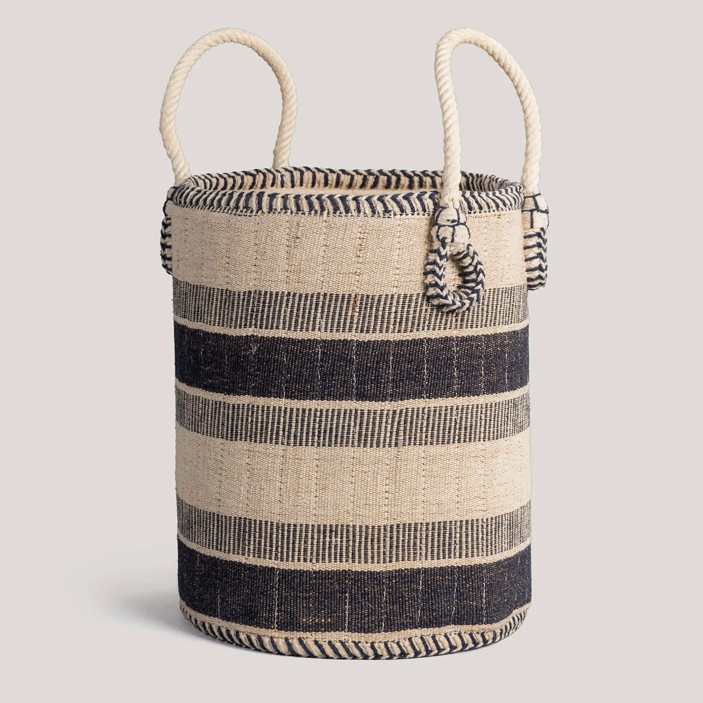 Black / Ecru Handwoven Natural Fibre Basket