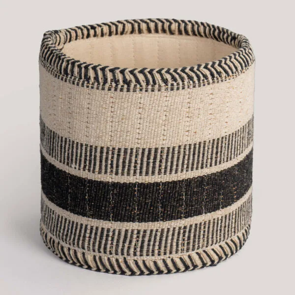 Adira Black / Ecru Handwoven Natural Fibre Planter