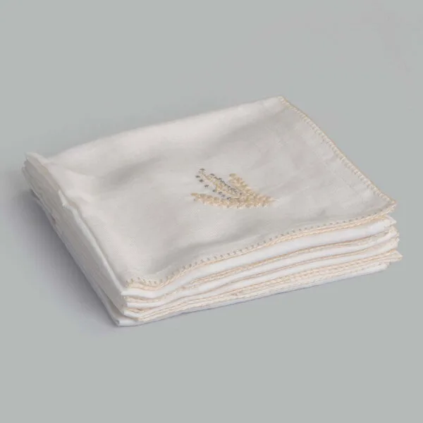 Maisa Ivory Hand Embroidered Linen Napkin (Set Of 4)