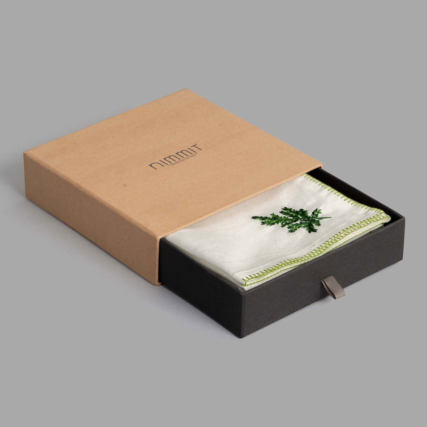 Fern Ecru / Green Hand Embroidered Cotton Linen Napkin (Set Of 4) - Image 3