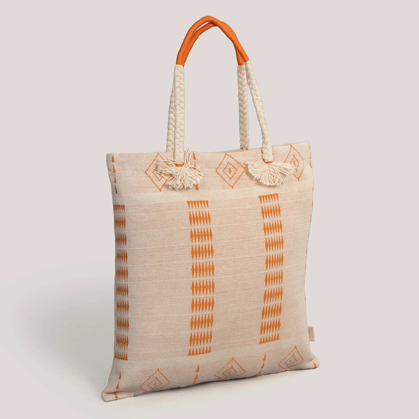 Yimi Ivory Naga Handwoven Tote Bag (Medium)