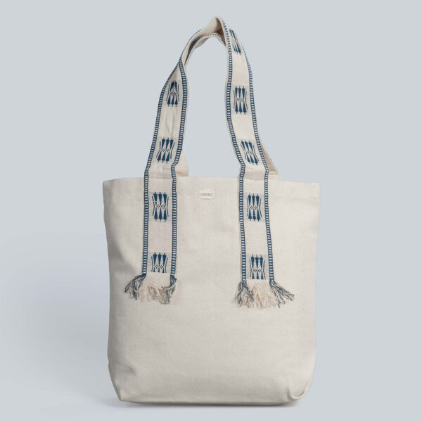 Juna Ivory Naga Handwoven Tote Bag (Medium)