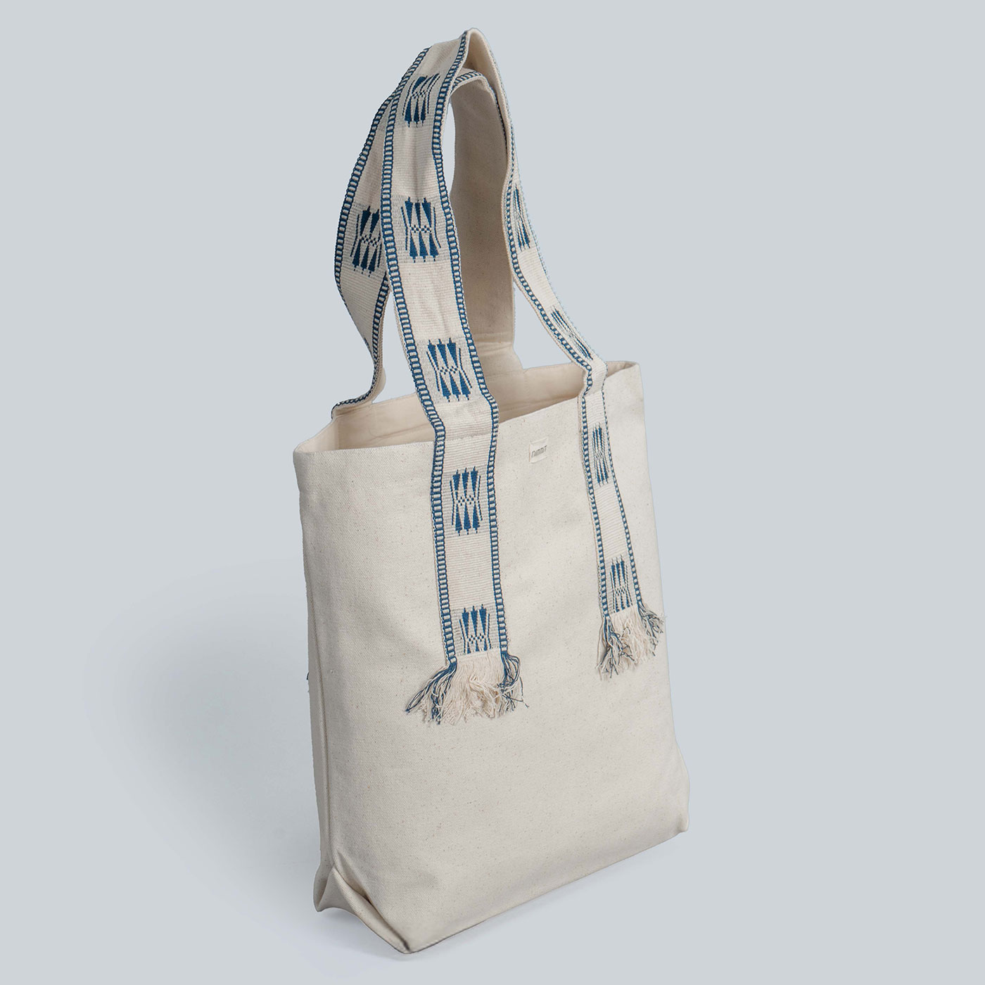 Juna Ivory Naga Handwoven Tote Bag (Medium) - Image 2