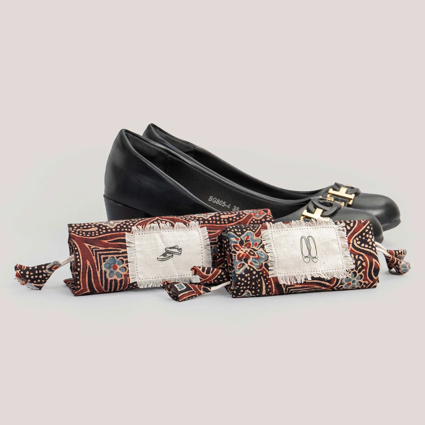 Neenu Red Ajrakh Block Printed Cotton Shoe Bag - Image 2