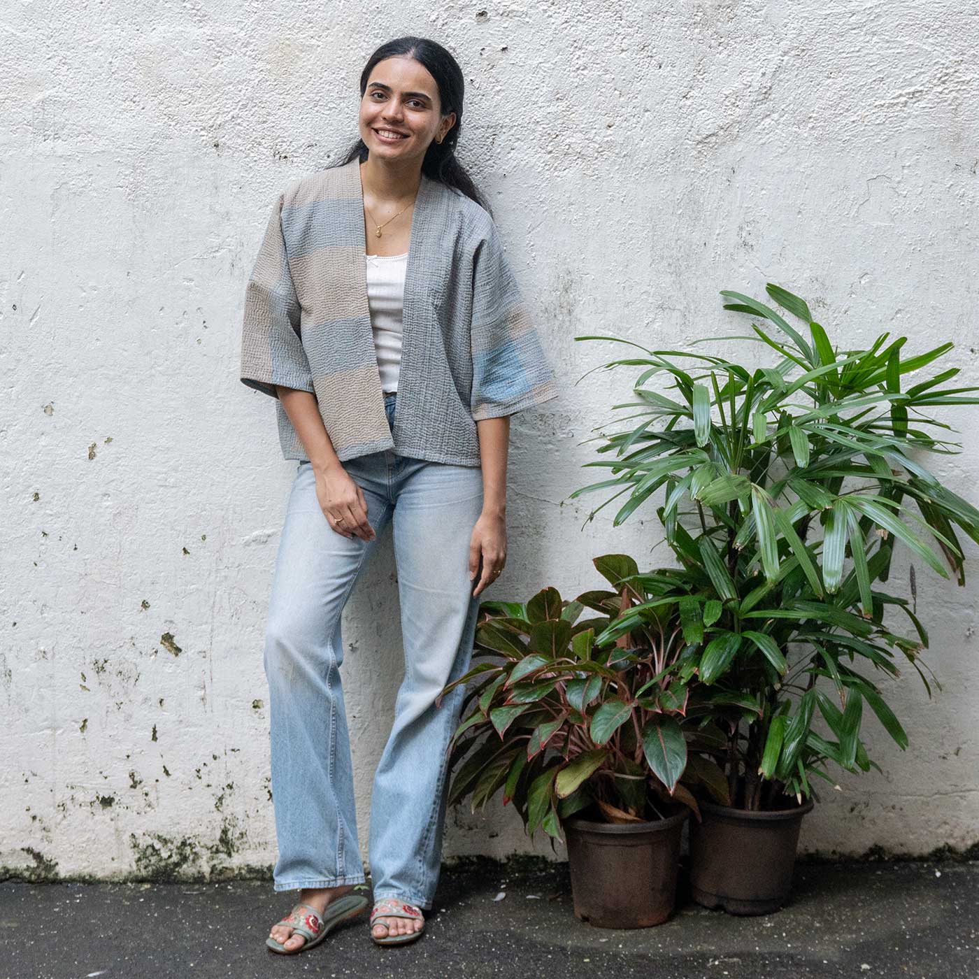 Jamini Cream / Blue Gudri Hand Quilted Cotton Jacket (Reversible) - Image 6